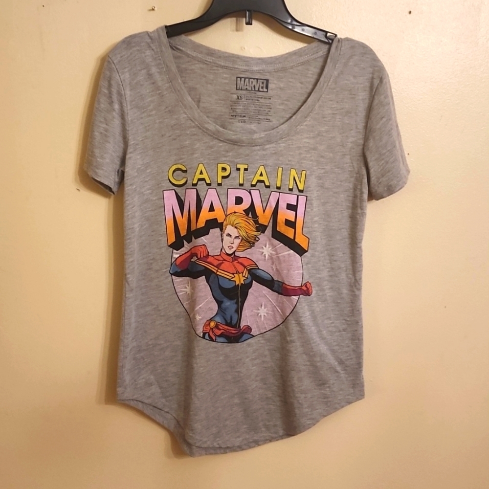 GREY CAPTAIN MARVEL T-SHIRT